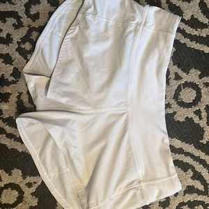 Lululemon, Speed Up Low Rise Lined Short, 2.5", white, size 2